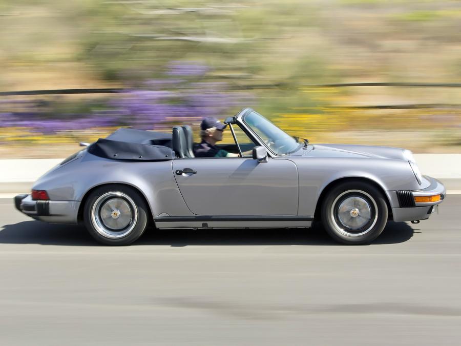  Porsche 911 Carrera 3.2 Cabriolet 1984 года  (US) (фото 20 из 25)
